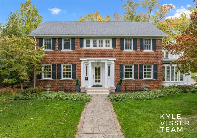 Homes for sale in Grand Rapids, MI | 508 Cambridge Blvd, Grand Rapids, MI 49506 | MLS# 70515428