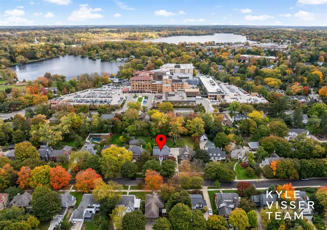 Homes for sale in Grand Rapids, MI | 508 Cambridge Blvd, Grand Rapids, MI 49506 | MLS# 70515428