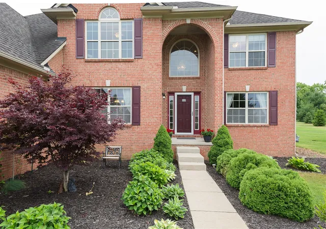 2nd image of 8757 Sydney Dr, Saline, MI 48176 | MLS# 70540965