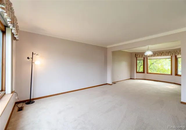 Photo 4 of Sale Pending at 19678 Ashley Ct, Livonia, MI 48152 4025 | MLS# 61014123 | Listing updated on 2026-10-18
