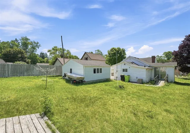 Homes for sale in Greenville, MI | 110 E Summit St, Greenville, MI 48838 | MLS# 70543765
