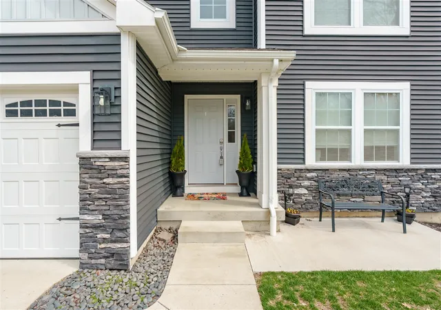 3rd image of 5455 Seawall Ct, South Haven, MI 49090 | MLS# 70521876
