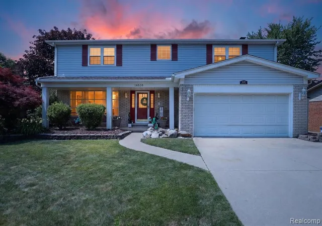Homes for sale in Gibraltar, MI | 14838 Williams Ct, Gibraltar, MI 48173 | MLS# 61009140