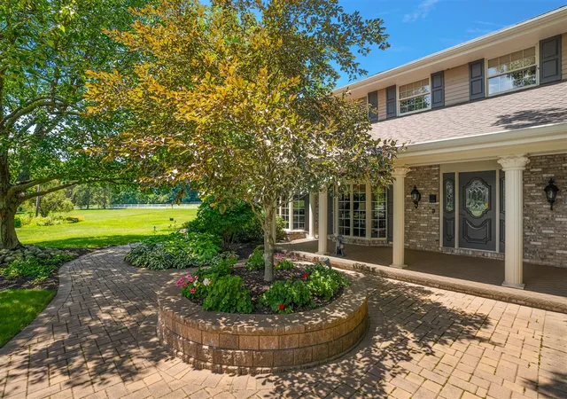 4th image of 6130 Eidson Rd, Saint Joseph, MI 49085 | MLS# 70472097