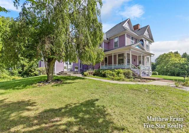 Photo 4 of Single family home for sale at 357 Leonard St, Grand Rapids, MI 49534 | MLS# 70555678 | Listing updated on 2026-08-30
