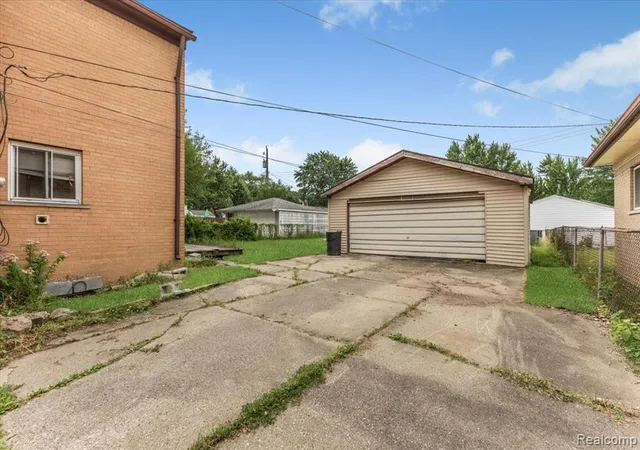 4th image of 19578 Opal St, Clinton Township, MI 48035 | MLS# 60952091