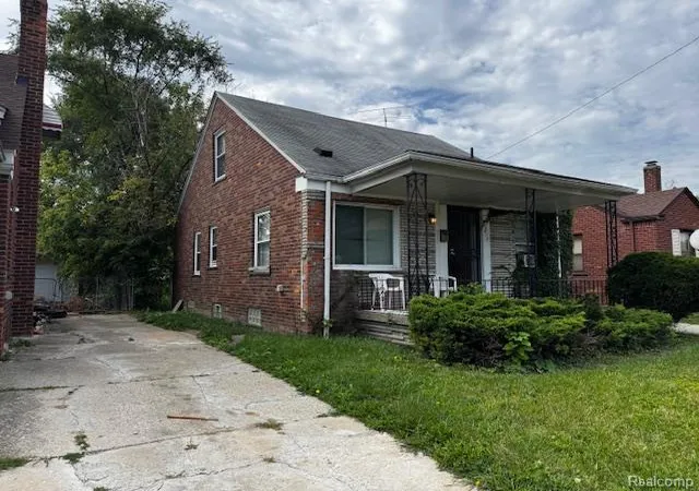 2nd image of 15018 Tacoma St, Detroit, MI 48205 | MLS# 60961703