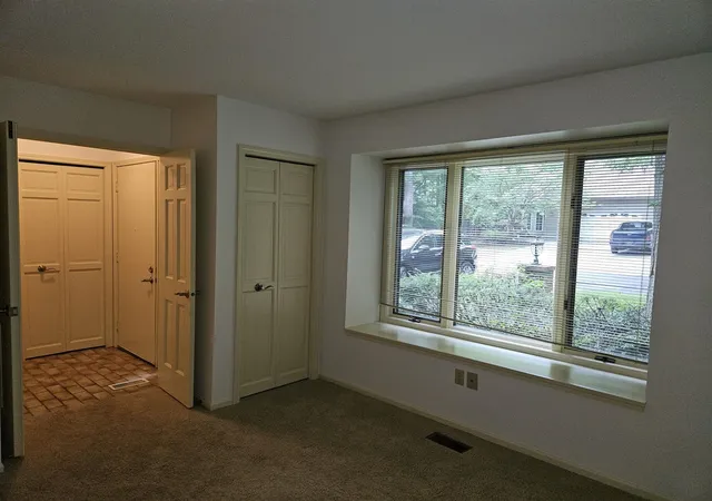 3rd image of 689 Oakway Dr #24, Norton Shores, MI 49441 | MLS# 70548507