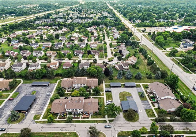 Photo 4 of Condo for sale at 41325 Southwind Dr, Canton, MI 48188 | MLS# 70548023 | Listing updated on 2026-09-16