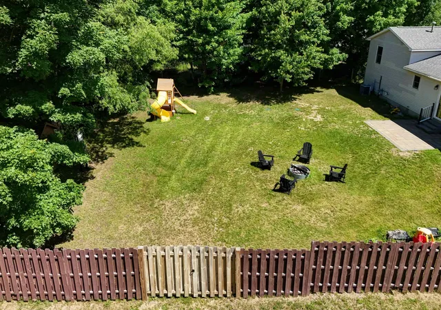 Homes for sale in Traverse City, MI | 2575 Reily Ct, Traverse City, MI 49685 | MLS# 80067712