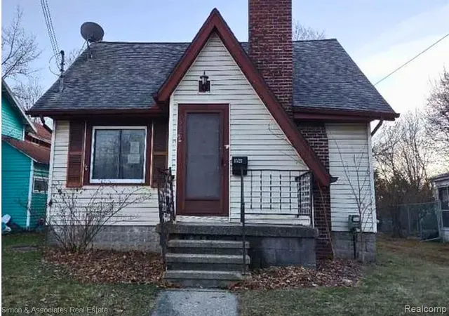 Homes for sale in Lansing, MI | 1520 E Oakland Ave, Lansing, MI 48906 | MLS# 61003068