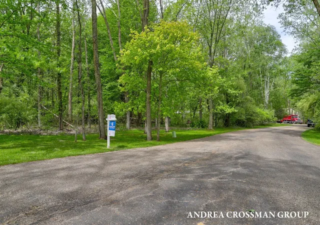 Photo 4 of Land for sale at 7032 Glenn Oaks Dr, South Haven, MI 49090 | MLS# 70530674 | Listing updated on 2026-08-03