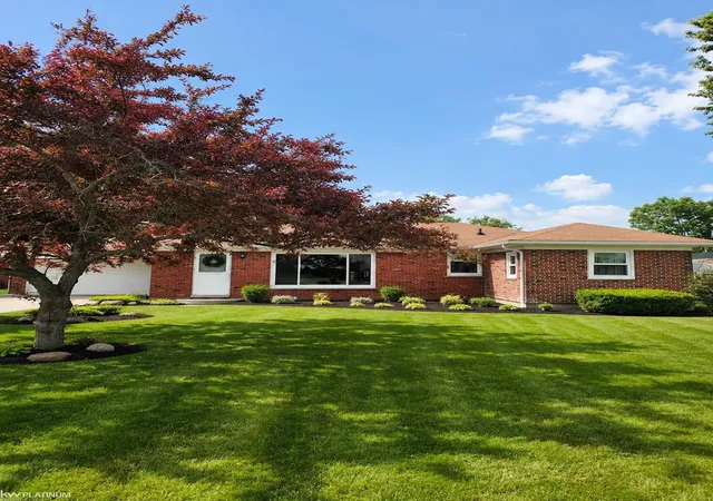 3rd image of 5882 King Rd, East China, MI 48054 | MLS# 50201410