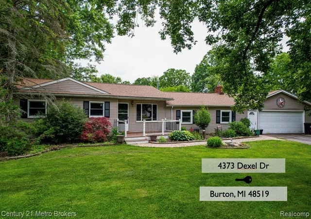 Homes for sale in Burton, MI | 4373 Dexel Dr, Burton, MI 48519 | MLS# 61006743