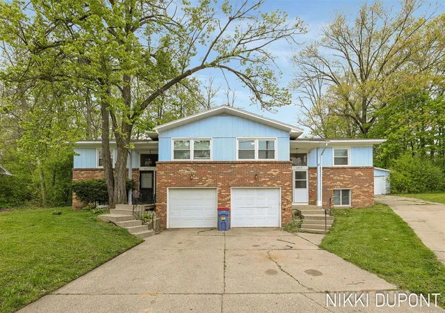 Homes for sale in Grand Rapids, MI | 2417 2419 Edgewood Ave, Grand Rapids, MI 49546 | MLS# 70531958