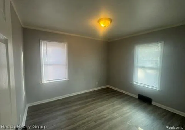 16th image of 18110 Harlow St, Detroit, MI 48235 | MLS# 60973297