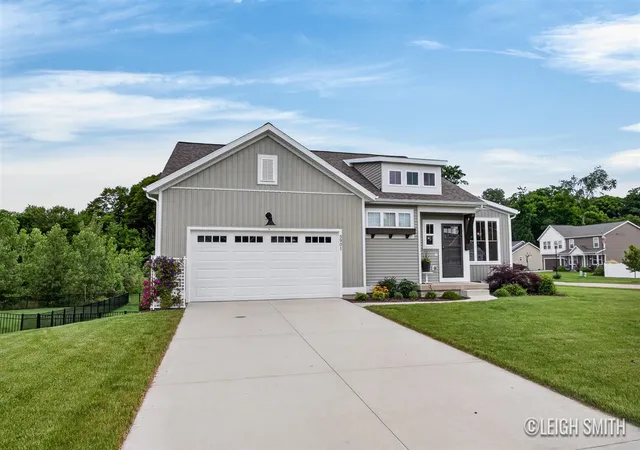 Homes for sale in Allendale, MI | 5901 Lynn Dr, Allendale, MI 49401 | MLS# 70539723