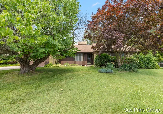 Homes for sale in Grand Rapids, MI | 1809 7th St, Grand Rapids, MI 49504 | MLS# 70544406