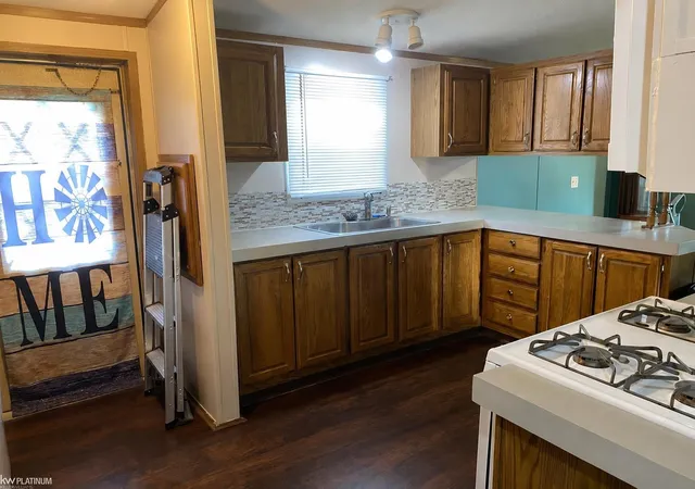5th image of 43605 Teal Cir, Clinton Township, MI 48036 | MLS# 50207045
