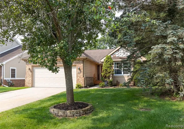 Photo 42 of Condo for sale at 41654 Kenilworth Ln, Novi, MI 48377 | MLS# 61021061 | Listing updated on 2026-08-31