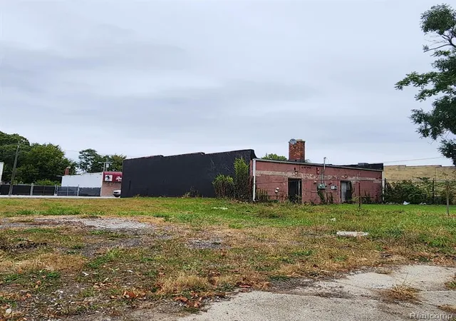 Photo 2 of Land for sale at 12945 Puritan St, Detroit, MI 48227 | MLS# 60349380 | Listing updated on 2025-10-16