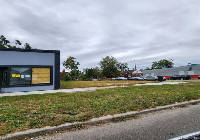 Photo 3 of Land for sale at 12945 Puritan St, Detroit, MI 48227 | MLS# 60349380 | Listing updated on 2025-10-16