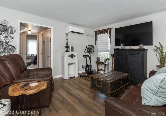 Photo 3 of Single Family Residence at 2380 Chestnut St, Ferndale, MI 48220 | MLS# 60997415 | | Sold on 2026-07-07