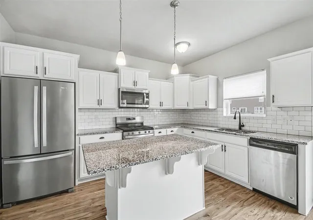 Photo 3 of Single family home for sale at 6677 Dutton Trl Dr, Caledonia, MI 49316 | MLS# 70538203 | Listing updated on 2026-06-11