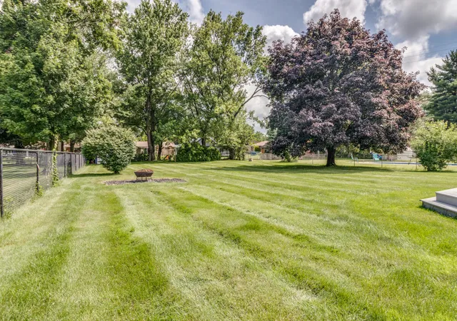 Homes for sale in Battle Creek, MI | 344 Lakeshore Dr, Battle Creek, MI 49015 | MLS# 70542008