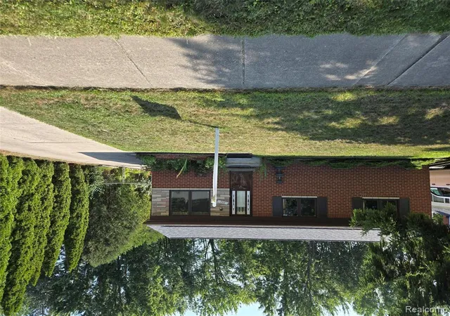 Photo 1 of Sale Pending at 340 Trombley Dr, Troy, MI 48083 5050 | MLS# 61012711 | Listing updated on 2026-08-29