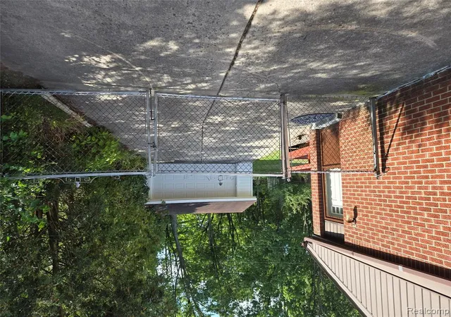 Photo 3 of Sale Pending at 340 Trombley Dr, Troy, MI 48083 5050 | MLS# 61012711 | Listing updated on 2026-08-29