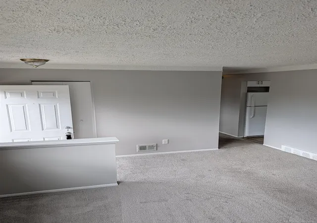Photo 2 of Sale Pending at 31490 Gloede Dr, Warren, MI 48088 | MLS# 50220183 | Listing updated on 2026-08-31