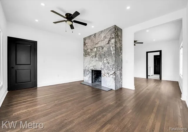 Photo 3 of Single family home for sale at 1685 Glynn Ct, Detroit, MI 48206 1717 | MLS# 61002085 | Listing updated on 2026-08-25