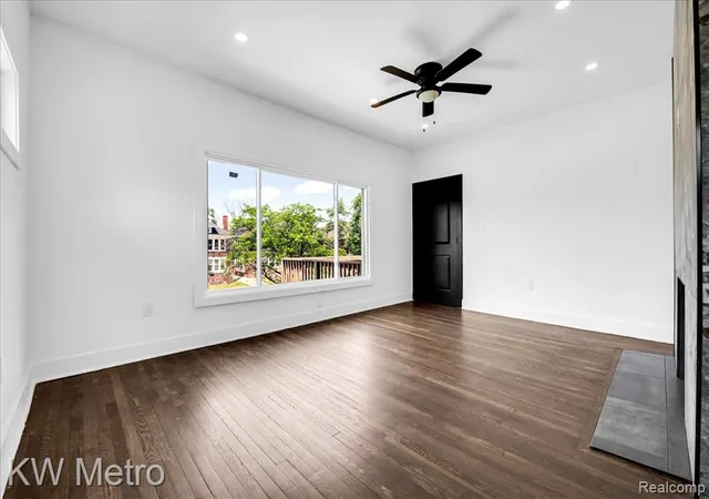 Photo 4 of Single family home for sale at 1685 Glynn Ct, Detroit, MI 48206 1717 | MLS# 61002085 | Listing updated on 2026-08-25