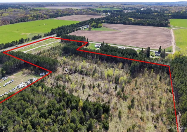 Homes for sale in Newberry, MI | 12184 M-28 Hwy, Newberry, MI 49868 | MLS# 50210096