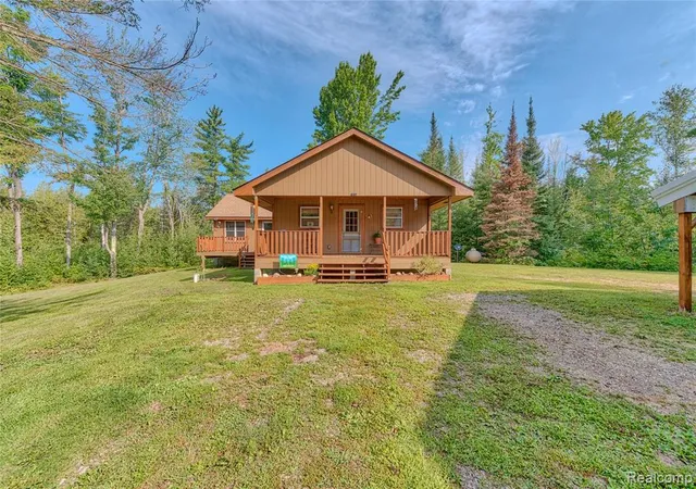 3rd image of 376 N Abbe Rd, Fairview, MI 48621 | MLS# 61021539