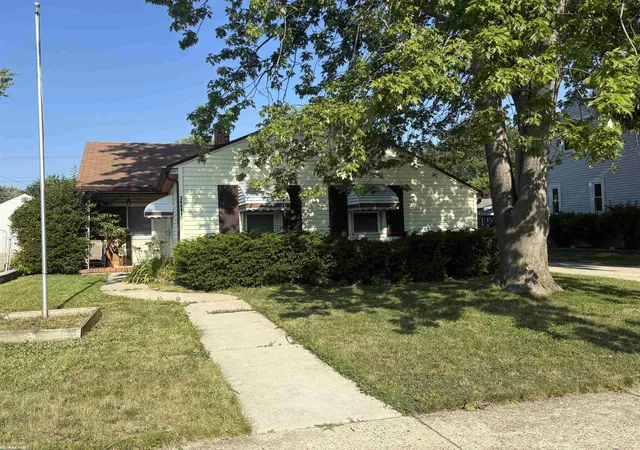 Homes for sale in Roseville, MI | 26641 Pattow St, Roseville, MI 48066 | MLS# 50214585