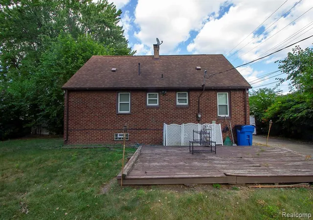 31st image of 23095 Hill Ave, Warren, MI 48091 | MLS# 61016986