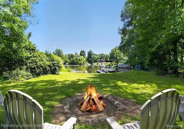 Homes for sale in Pinckney, MI | 11521 Westshore Dr, Pinckney, MI 48169 9007 | MLS# 61007600
