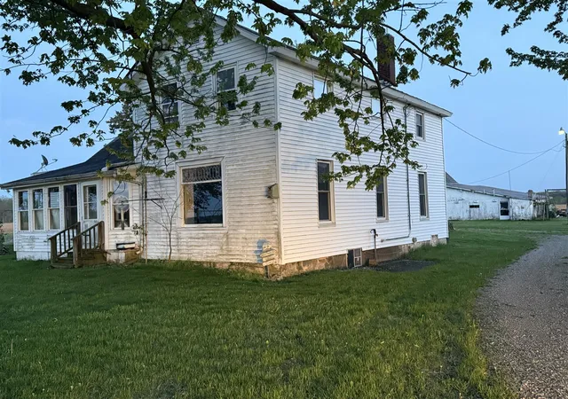 Homes for sale in White Pigeon, MI | 20065 Haybridge Rd, White Pigeon, MI 49099 | MLS# 70531469