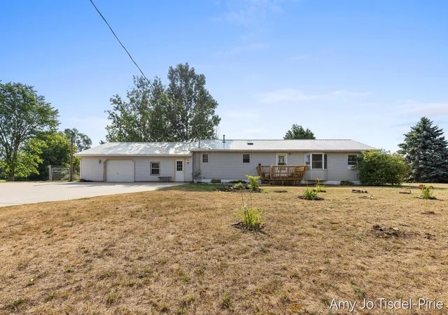 1st image of 6643 S Wood Rd, Sheridan, MI 48884 | MLS# 70549617