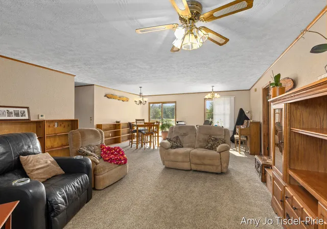 5th image of 6643 S Wood Rd, Sheridan, MI 48884 | MLS# 70549617