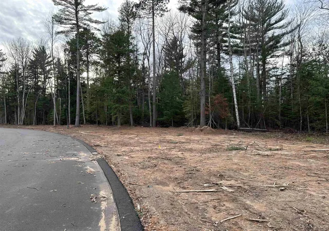 Photo 3 of Land for sale at Lot 4 Parker Ln, Marquette, MI 49855 | MLS# 50096511 | Listing updated on 2026-04-29