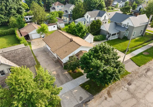 Homes for sale in Petoskey, MI | 112 Fulton St, Petoskey, MI 49770 | MLS# 70542904