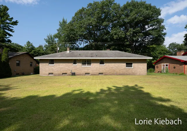 4th image of 18452 168Th Ave, Spring Lake, MI 49456 | MLS# 70550010