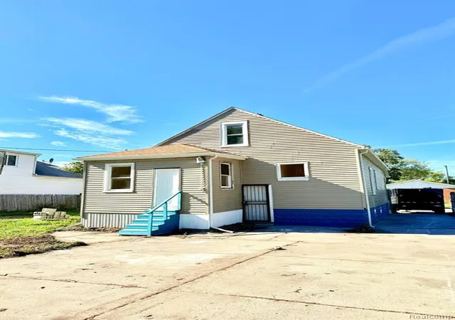 Homes for sale in Detroit, MI | 5518 Harold St, Detroit, MI 48212 | MLS# 60942005