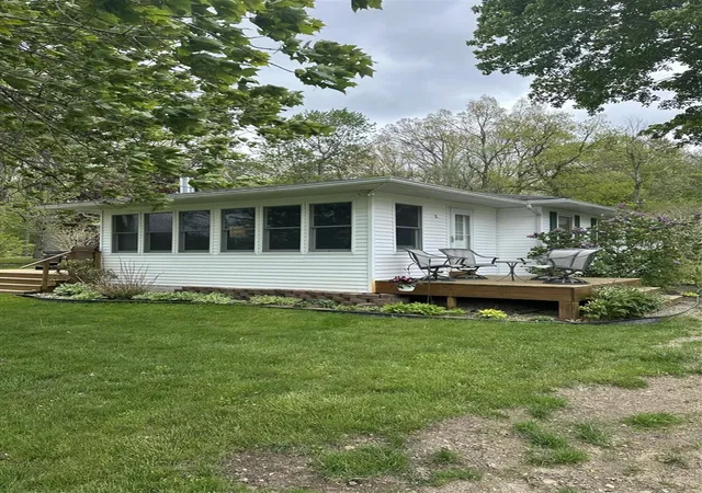 Photo 3 of Sale Pending at 2611 Nottawa Lake Dr, Marshall, MI 49068 | MLS# 70531824 | Listing updated on 2026-07-09