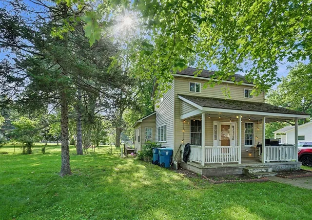 Homes for sale in Coldwater, MI | 21 Sheridan St, Coldwater, MI 49036 | MLS# 70543312