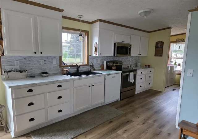 3rd image of 1402 Westwind Ln, Fremont, MI 49412 | MLS# 70546670