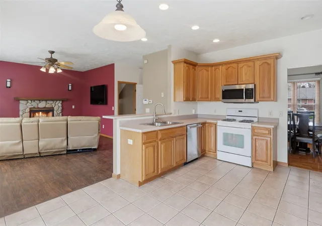 Homes for sale in Kalamazoo, MI | 6564 Tulsa Ave, Kalamazoo, MI 49048 | MLS# 70525599